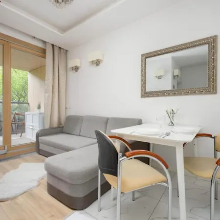 Hub Daszynskiego * ורשה